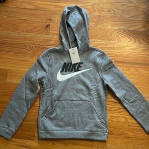Nike Gray hoodie. Size Medium in Boys. Brand new